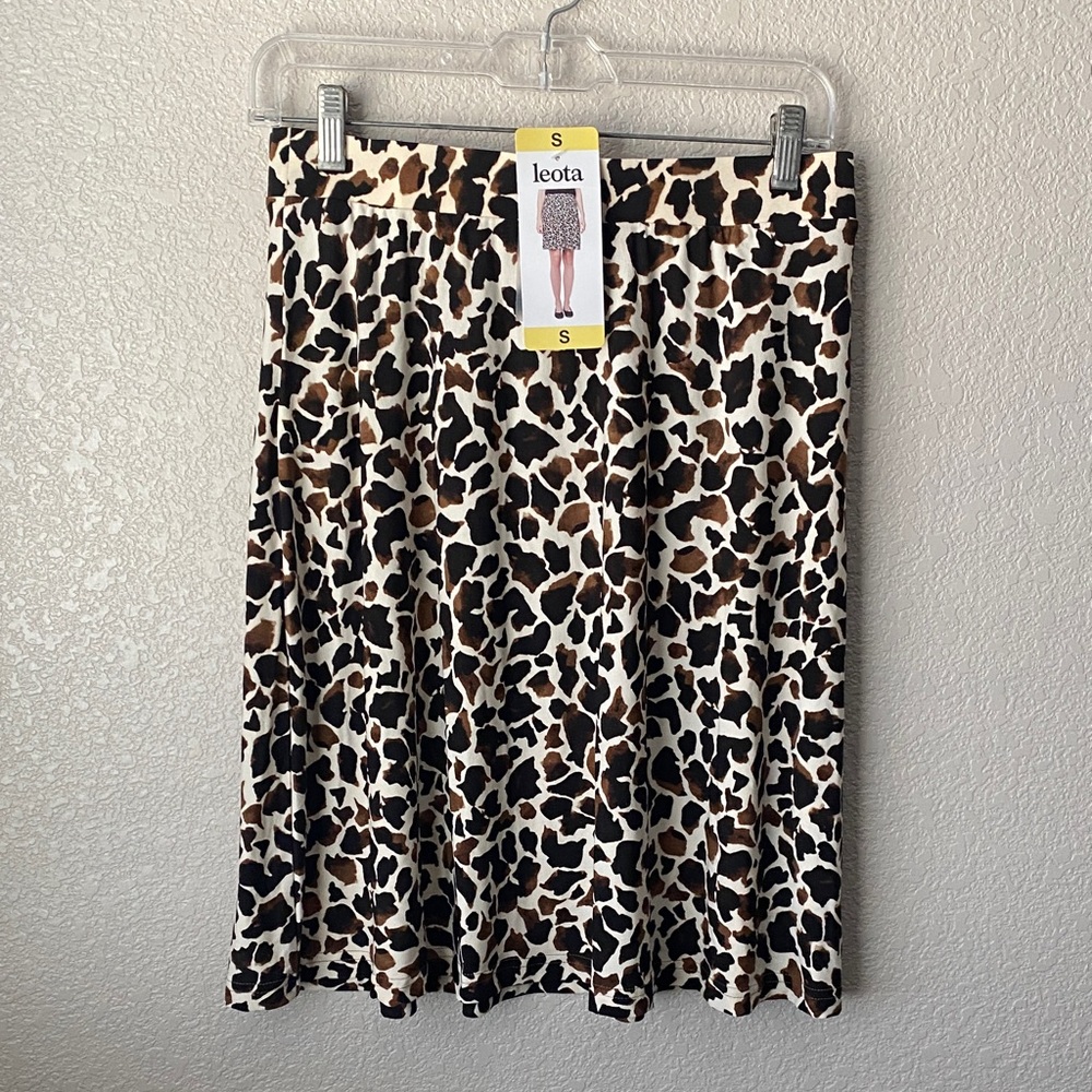 Giraffe Animal Print Leota Skirt Wrinkle-Free Stretchy Jersey Skirt